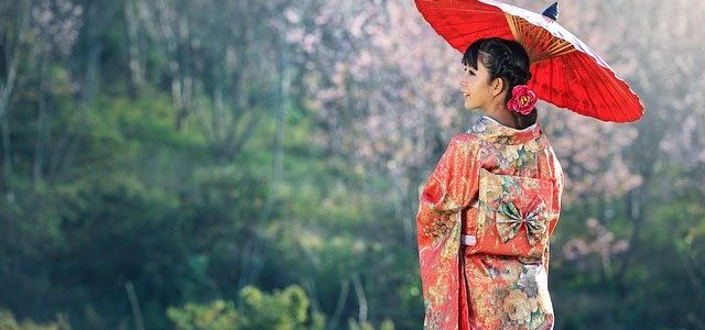 Comment porter un kimono japonais ?